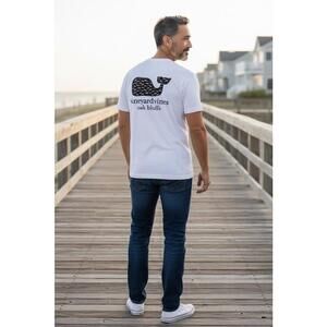 Vineyard Vines Oak Bluffs T-Shirt Men's Large White Cotton S/S Coastal Graphic T